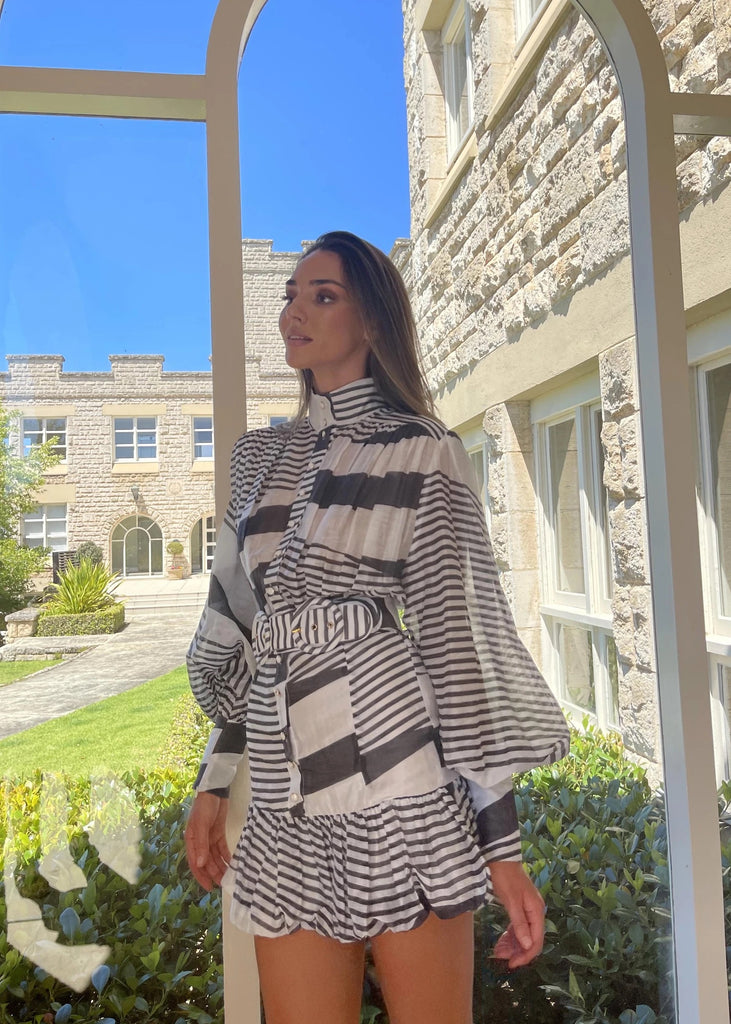 Seeing stars black and white dress