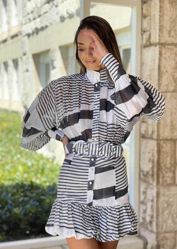 Seeing stars black and white dress