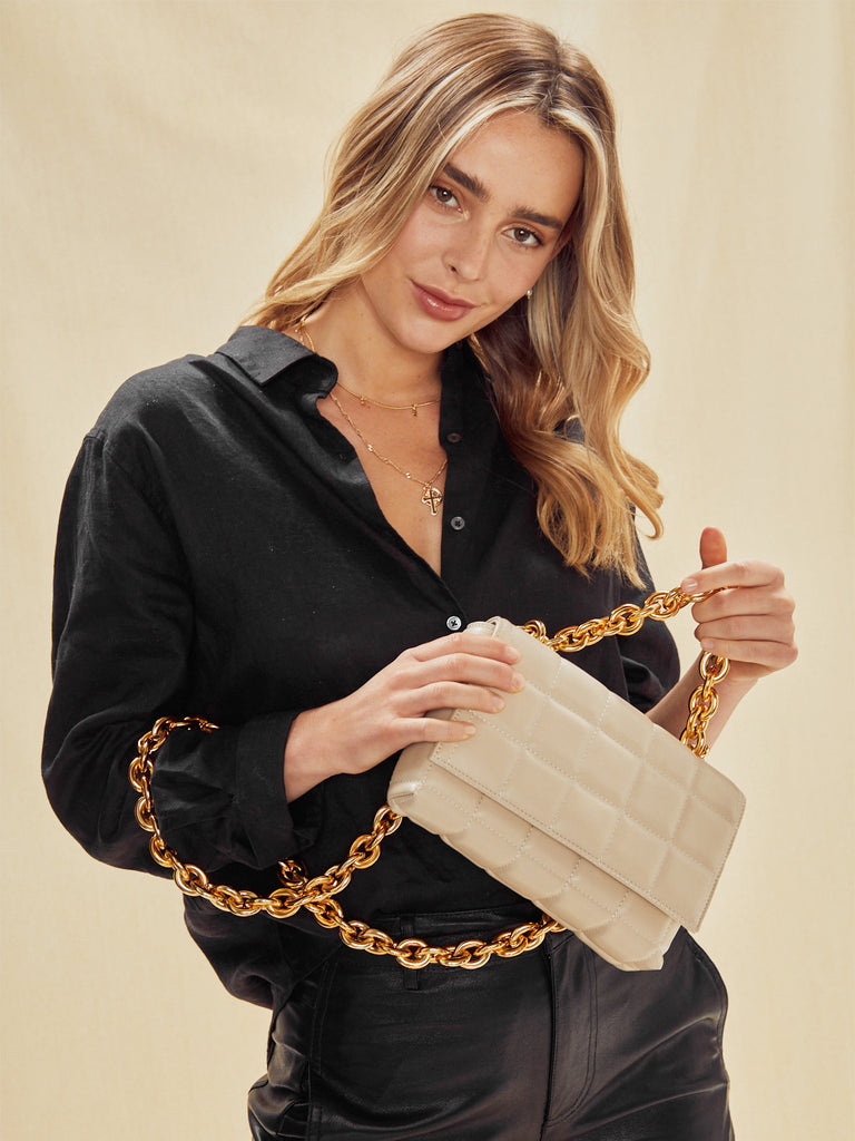 Hailey beige quilted chain bag